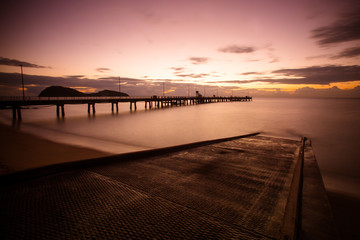 Fototapeta na wymiar Palm Cove Sunrise