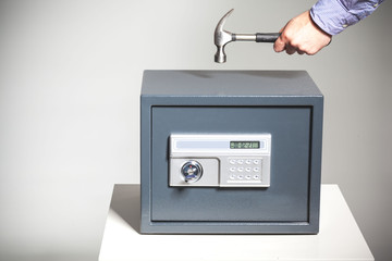 Security Breach - Safe Picking Concept
