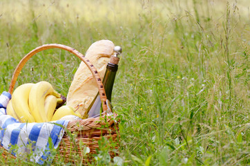 Picnic basket