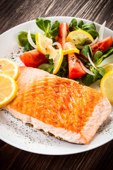 Grilled salmon steak and vegetables
