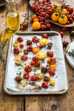rasting tomatoes, healthy eating
