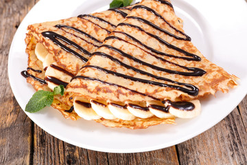 crepe with banana and chocolate