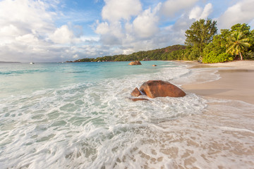 Fototapeta na wymiar anse Lazio, Praslin, les Seychelles 
