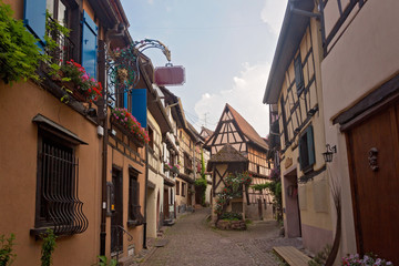 Fototapeta na wymiar Eguisheim im Elsass, Frankreich