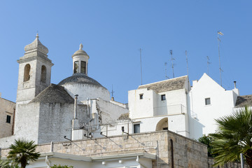 Fototapeta premium The scenic village of Locorotondo on Puglia