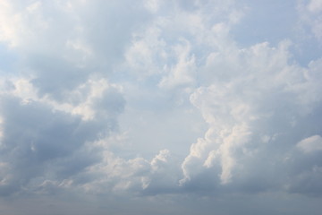 Fototapeta na wymiar Hole in center cloud background