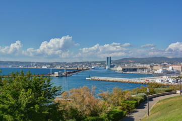 Fototapeta na wymiar Vieux Port Marseille