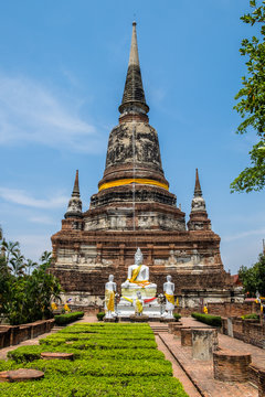 Temple ancient place of worship famous at wat yaichaimongkol, ayutthaya, thailand