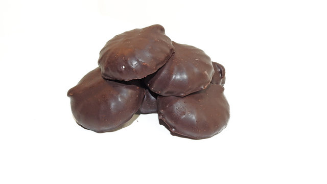 Black chocolate marshmallows