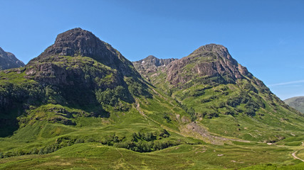 Fototapeta na wymiar Three Sisters in Glencoe im schottischen Hochland