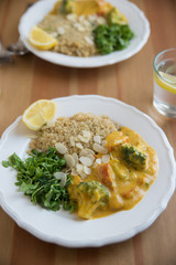 Vegetarisches Kürbis Curry mit Reis 