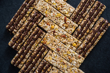 cereal and muesli proteind bars
