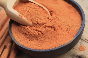 cinnamon powder with strick