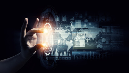 Virtual tehnologies in use . Mixed media