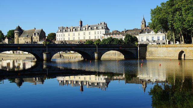 Laval Bilder Durchsuchen 3,129 Archivfotos, und Videos