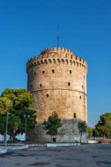 Fototapeta na wymiar White tower of Thessaloniki, Greece.