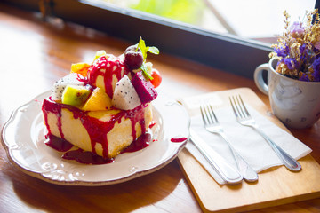 French toast with fresh berries and ice cream