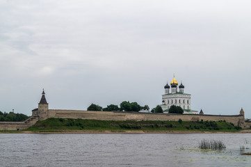 Fototapeta na wymiar View of the Pskov Kremlin,Pskov,Russia.