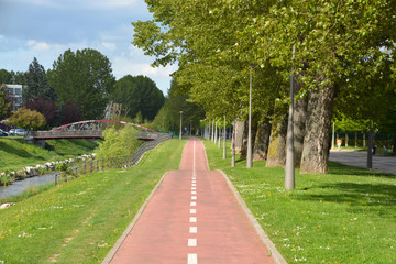 carril bici en la ciudad de Burgos