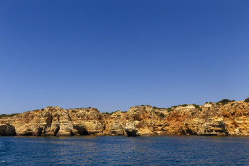 Fototapeta na wymiar beautiful landscape with rocky ocean shore