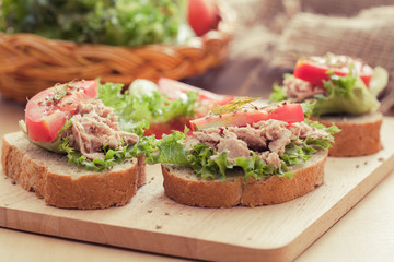 Sandwich tuna