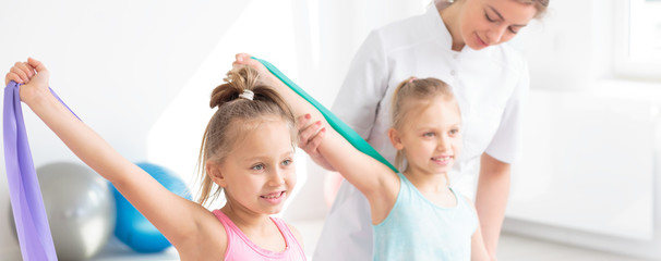 Obraz premium Focused stretching of rubber tape