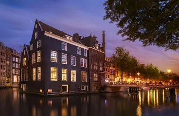 Poster Amsterdam by night, netherlands © beatrice prève