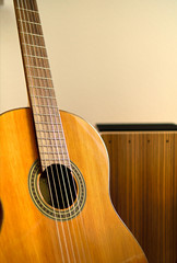 Obraz premium Cajon and sharp focused guitar