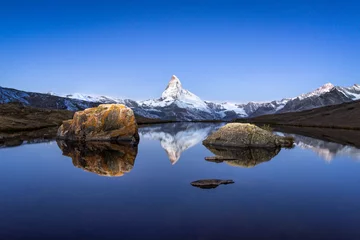 Crédence de cuisine en verre imprimé Cervin Matterhorn und Stellisee in den Schweizer Alpen
