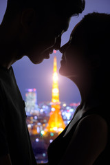 romantic lovers with tokyo tower