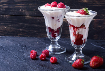 Raspberry & strawberry ice cream