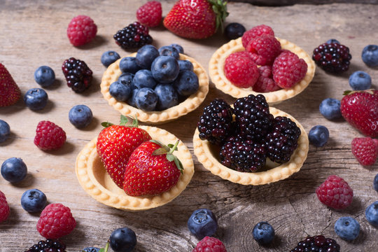  berries : raspberries , blueberries , blackberries , strawberri