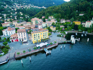 Naklejka premium Varenna - Lago di Como (IT) - Molo Ferry
