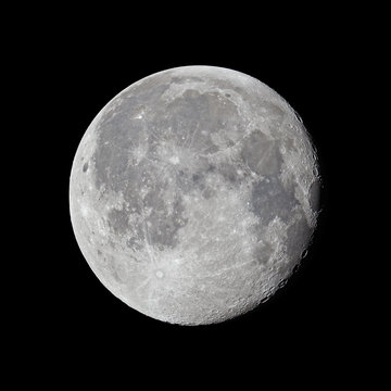 Full moon high contrast (99,3%)