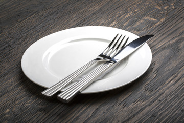  empty white plate