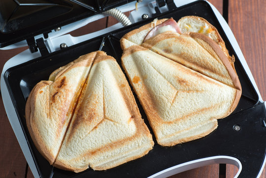 Grilled Sandwich Maker