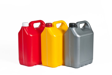 Plastic canisters for machine oil
