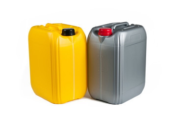 Plastic canisters for machine oil