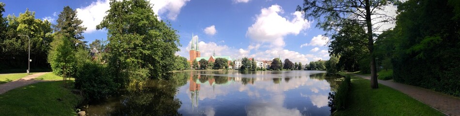Fototapeta na wymiar Lübeck Cathedral panorama