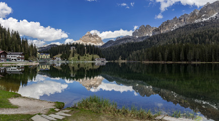 Fototapeta na wymiar Lago di Misurina
