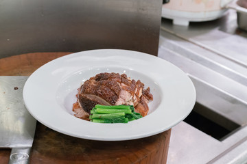 Roasted duck and vegetables, Chinese style
