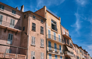 Fototapeta premium Tenement houses in the port of Saint-Tropez, France.