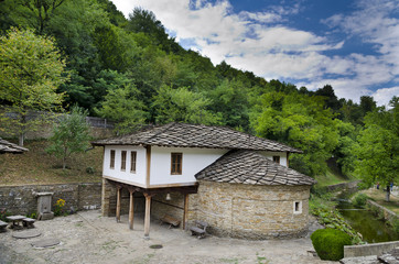 Fototapeta na wymiar Old houses in the Etar Museum, Bulgaria