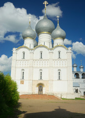 Fototapeta na wymiar The Kremlin in Rostov the Great. Gold ring of Russia.