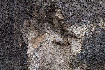 Zerstörtes Mauerwerk auf Baustelle