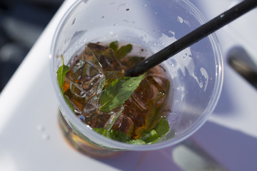 alcohol, drinking, rum, mojito, glass, drink, color, food, ice, cocktail, lime, black, 