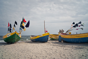 Łodzie na plaży