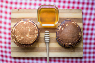 Pancakes with honey