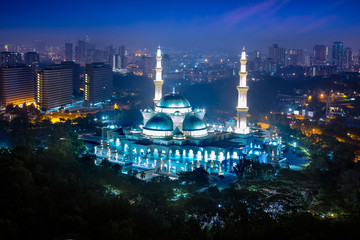 Masjid Wilayah Persekutuan with kuala lumpur city in background