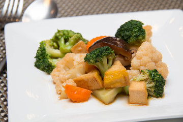 vegetarian  food stir fry